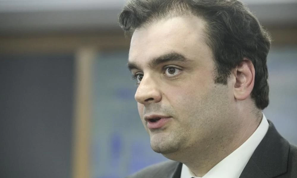 Πιερρακάκης: Εντός εβδομάδων η ψηφιακή ανανέωση διαβατηρίων